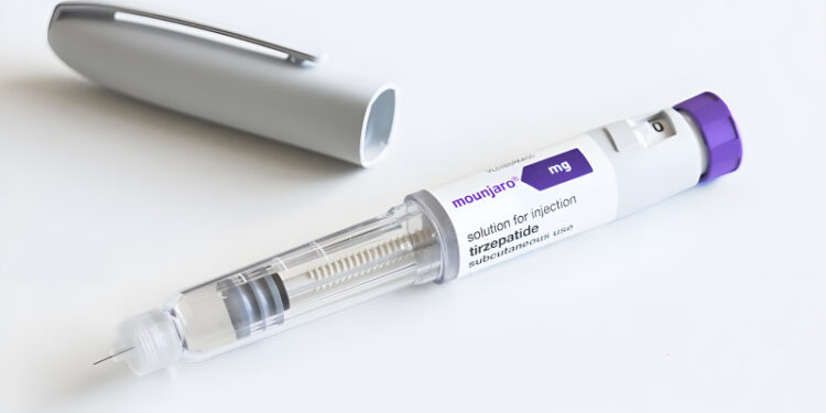 همه چیز درباره آمپول مانجارو: مزایا، عوارض و اثرات آن بر کاهش وزن